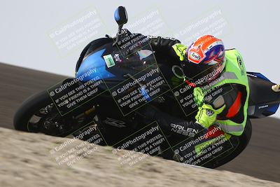 media/Nov-02-2025-Lets Ride (Sun) [[f7a3caa734]]/A Group/11am (Turn 2 Inside)/